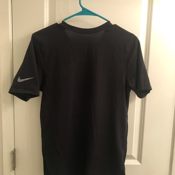 Nike Tee - Picture 3 of 3